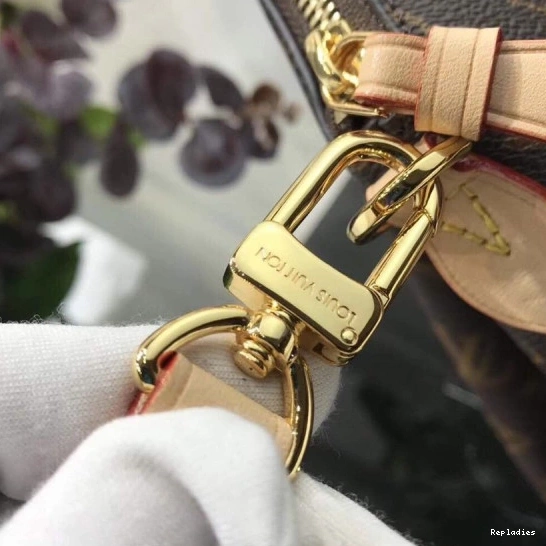 Repladies LOUIS VUITTON RIVOLI MM 0819